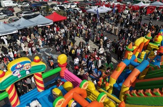 Gemlik’te 23 Nisan Coşkusu Meydanlara Taştı